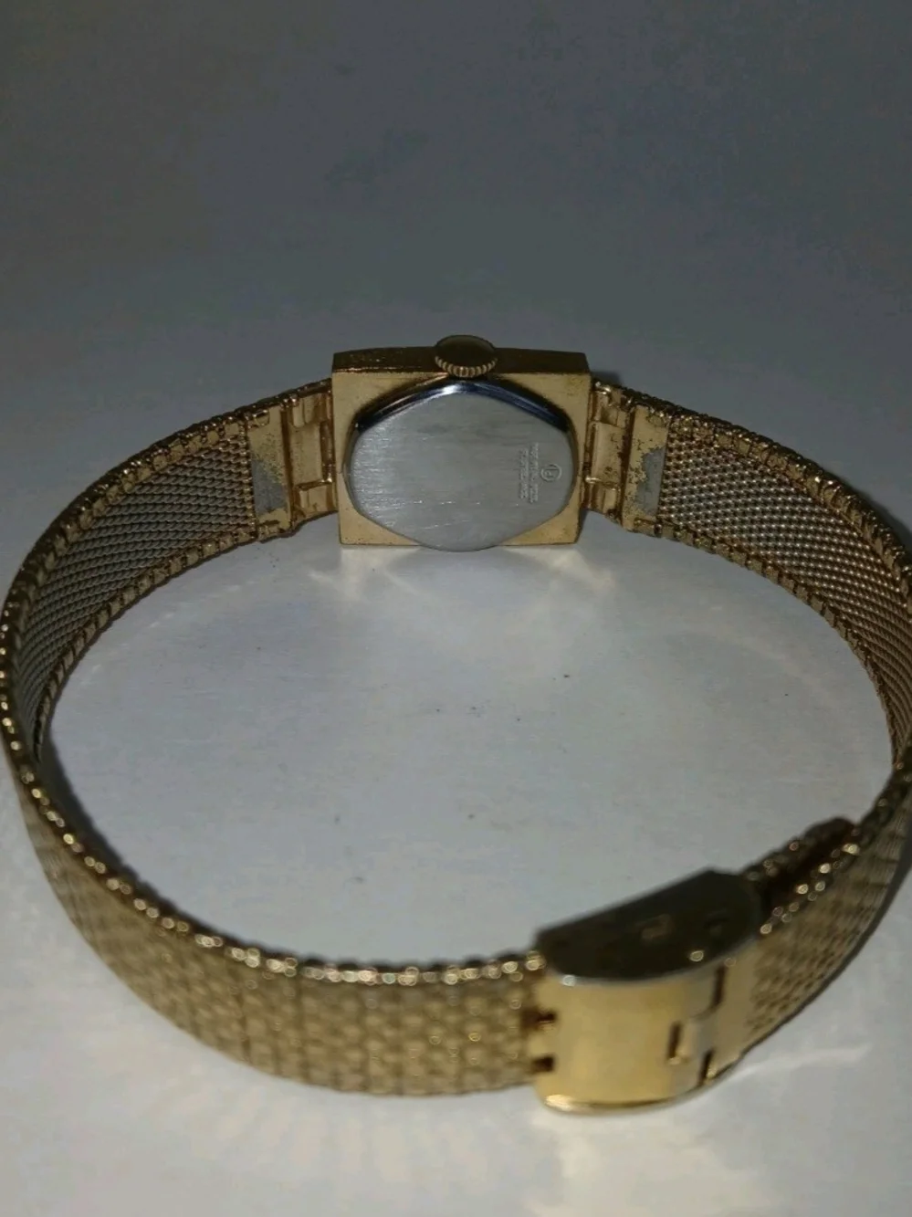 Vintage Gruen 17 Jewels Mechanical Movement Watch Original Bracelet Runs